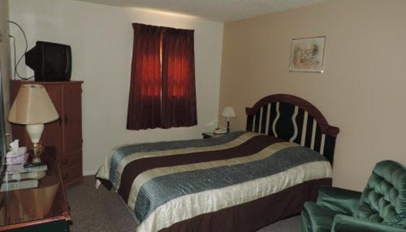 Zimmer - Hunters Lodge Motel
