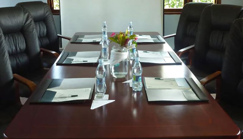 Sala de reuniones - Royal Palm Galapagos Curio Collection by Hilton