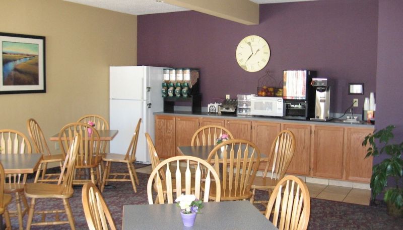 Sala prima colazione - Pocahontas Inn & Suites