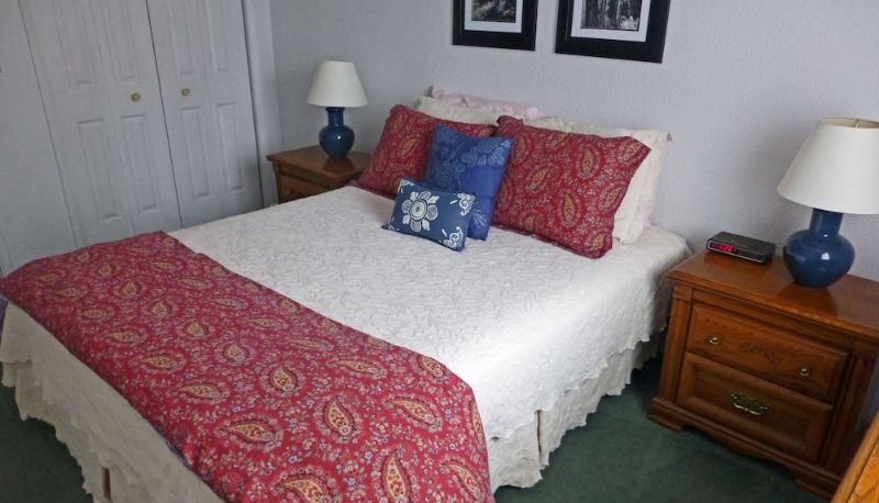 Habitación estándar - Redwood Suites