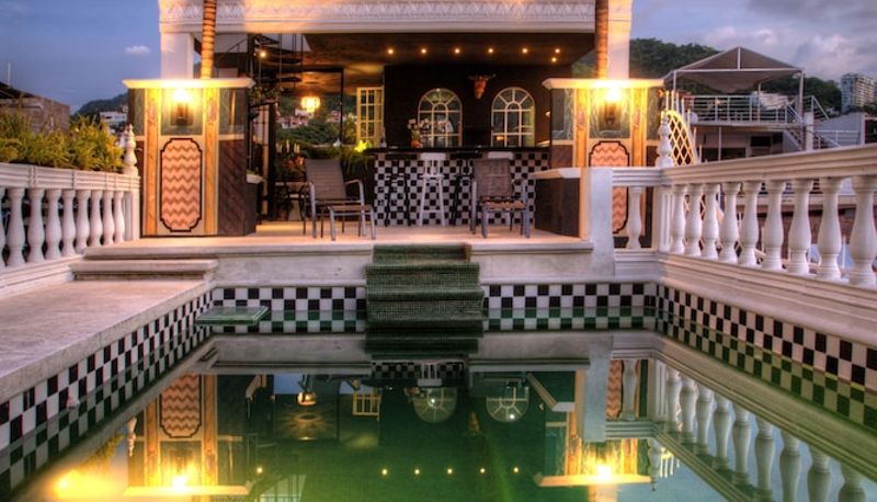 Zwembad - Rivera del Rio Boutique Hotel