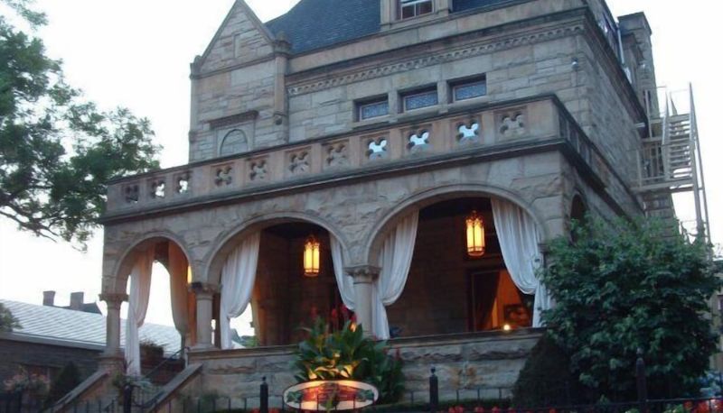 Info - Boggs Mansion