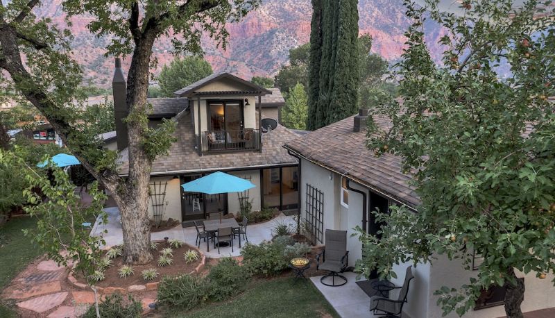 Süit - Red Rock Inn