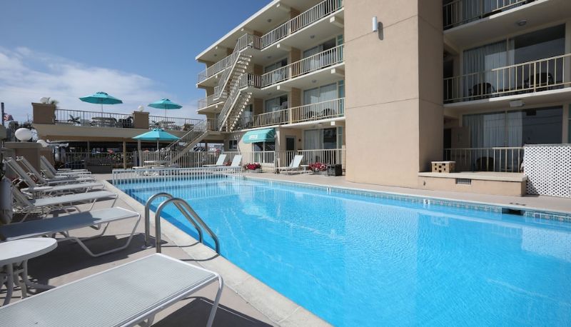 Basen - Aquarius Oceanfront Inn