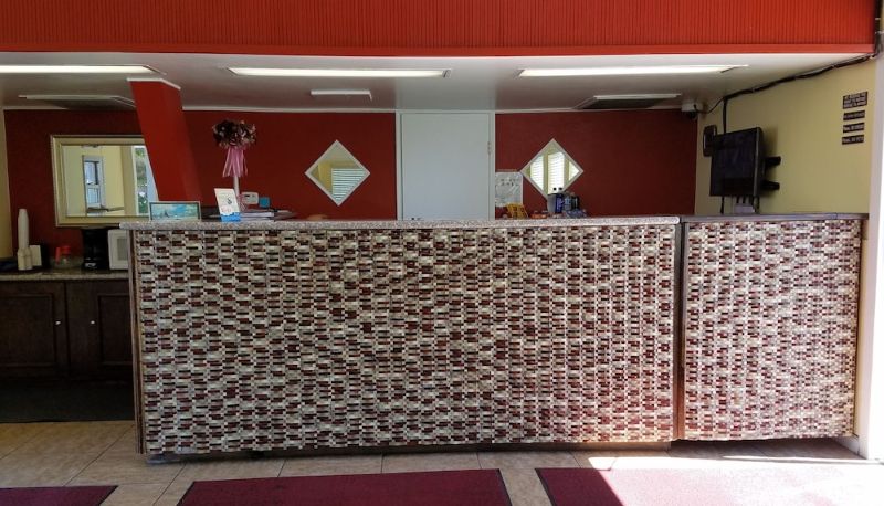 Recepción - Economy Inn Fresno Yosemite