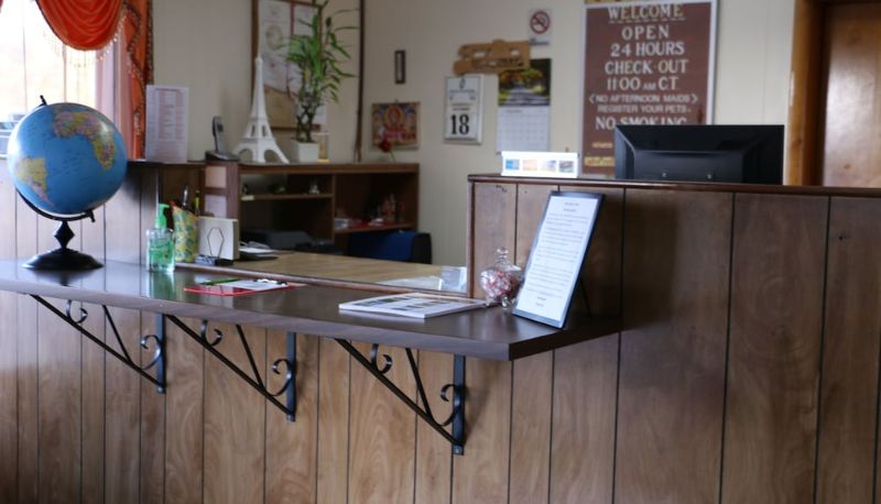 Reception - Frontier Motel