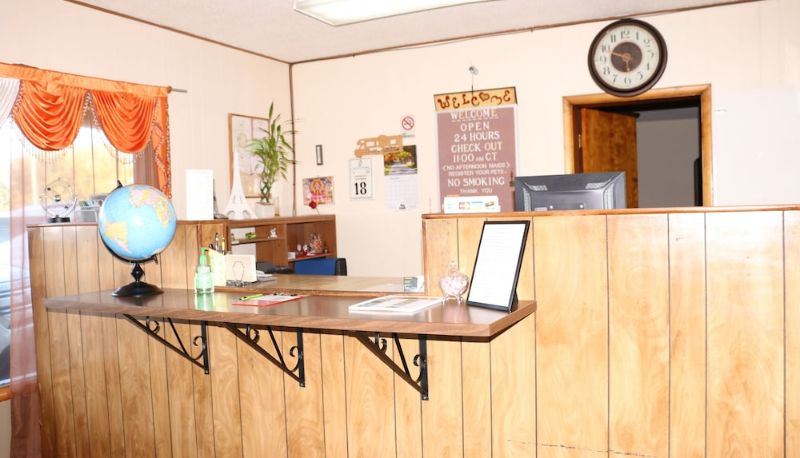 Reception - Frontier Motel