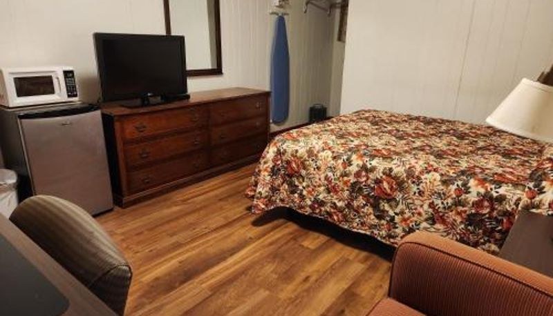Camera - Cortland Motel
