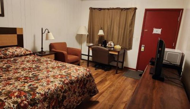 Camera - Cortland Motel