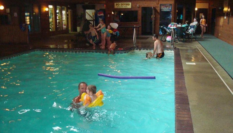 Piscine - Lakewoods Resort & Lodge