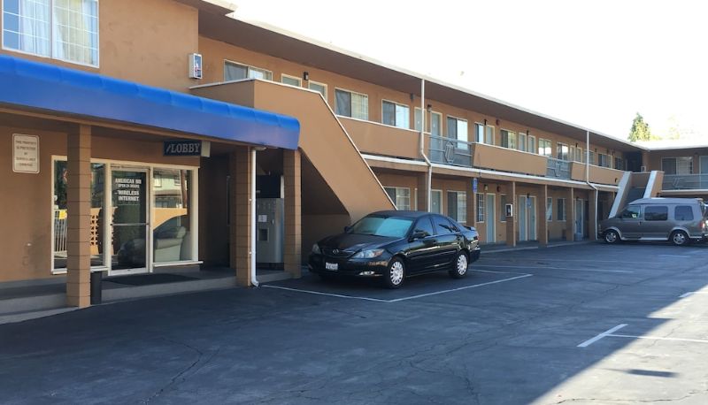 Info - American Inn Ontario