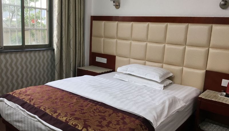 Zimmer - Zhanqian Small Hotel