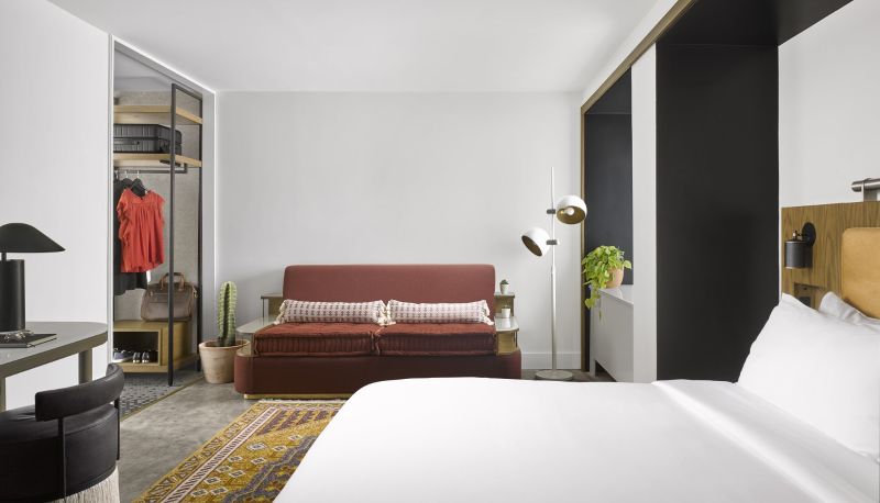 Camera - Vignette Collection YOURS TRULY DC by IHG