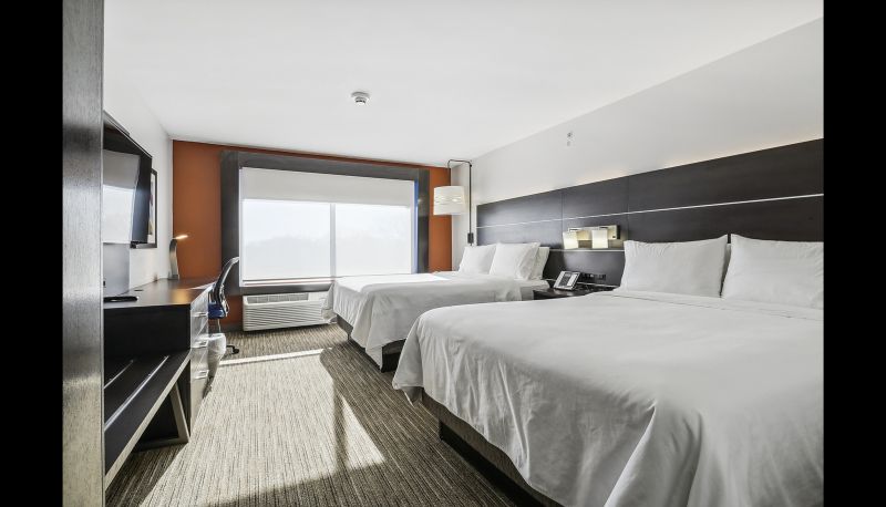 Rum - Holiday Inn Express & Suites BENSENVILLE - O'HARE by IHG