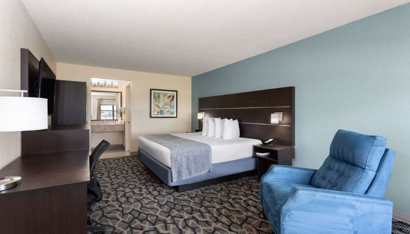 Camera - Baymont by Wyndham Punta Gorda/Port Charlotte