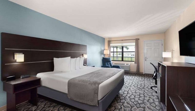 Camera - Baymont by Wyndham Punta Gorda/Port Charlotte