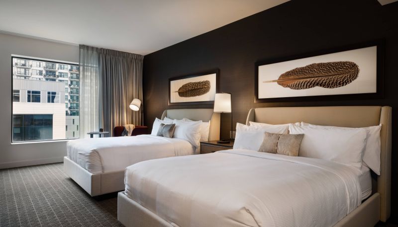 Room - Elliot Park Hotel Autograph Collection