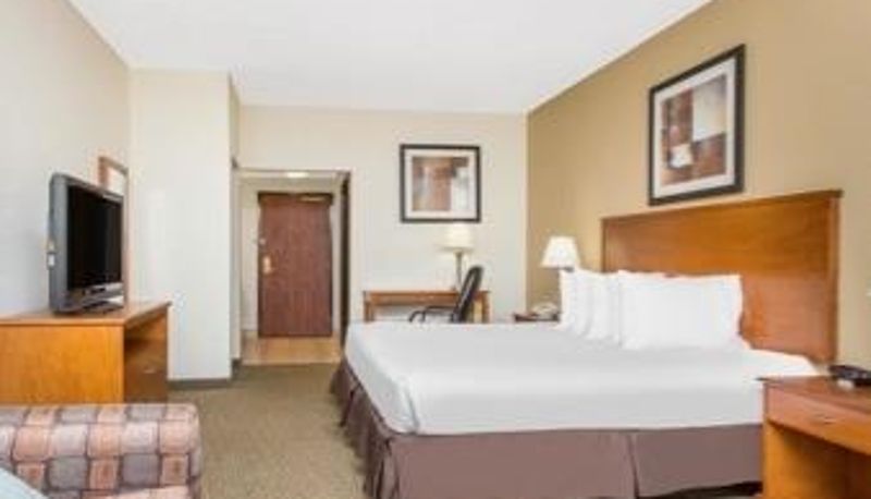 Camera - Days Inn by Wyndham Phenix City Near Fort Benning