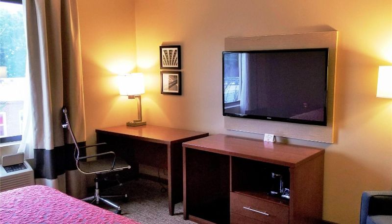 Camera - Days Inn by Wyndham Brooklyn Marine Park