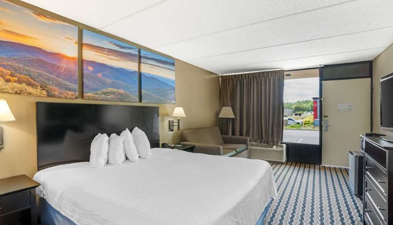 Camera - Quality Inn near Speedway