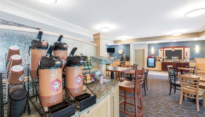 Vista interna - AmericInn by Wyndham Humboldt