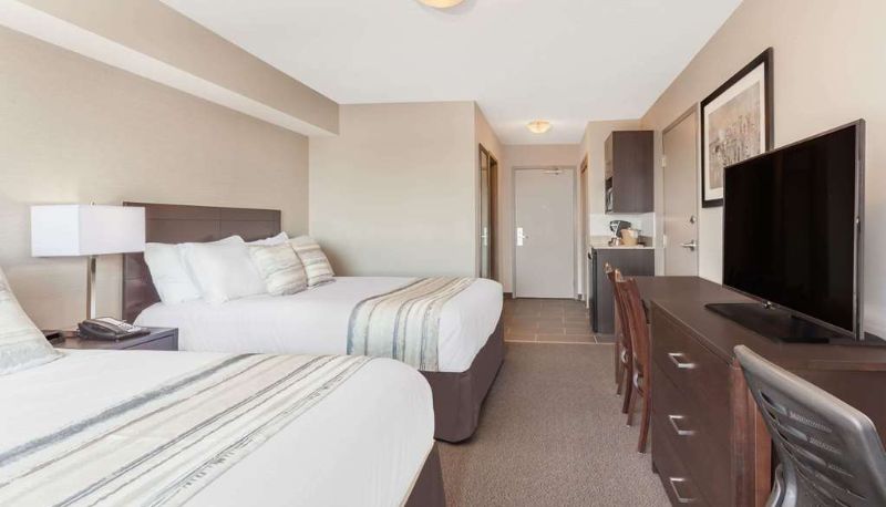 Zimmer - Ramada by Wyndham Grassland