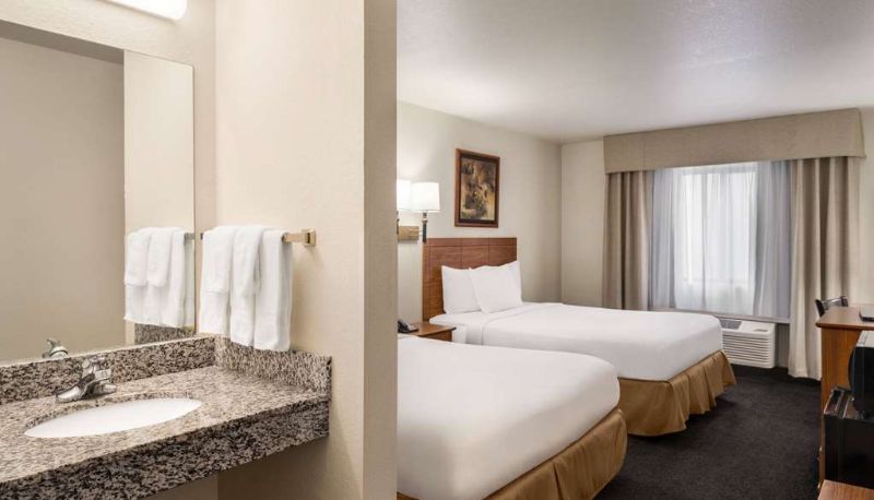 Zimmer - Travelodge by Wyndham Dexter