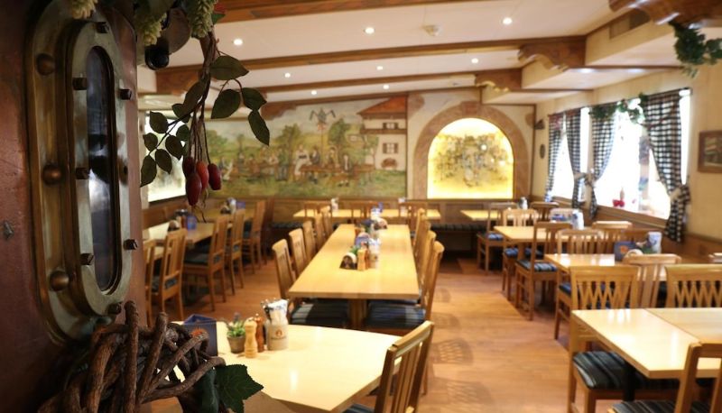 Restaurante - Paulaner am Dom Wirtshaus und Hotel