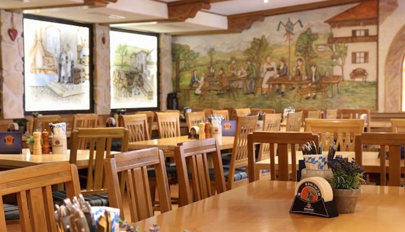 Restaurante - Paulaner am Dom Wirtshaus und Hotel