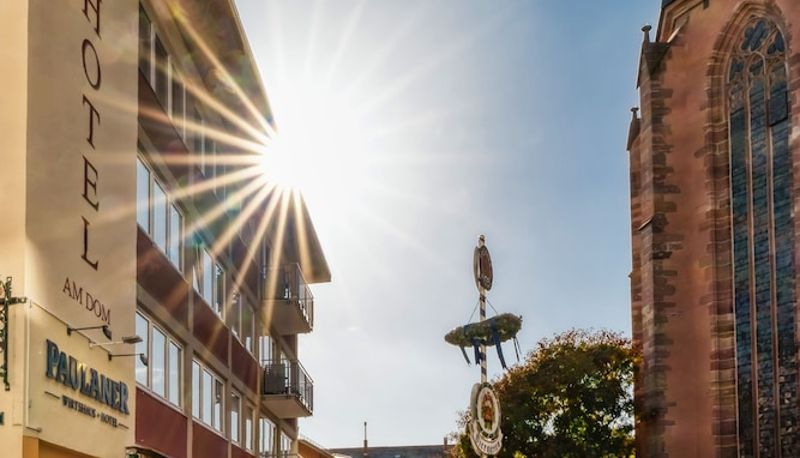 Información - Paulaner am Dom Wirtshaus und Hotel