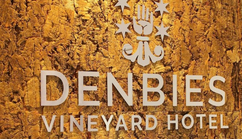 Sala - Denbies Vineyard Hotel