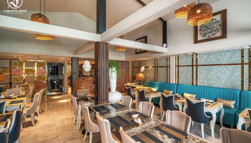 Ontbijtzaal - A&EM Saigon Hotel