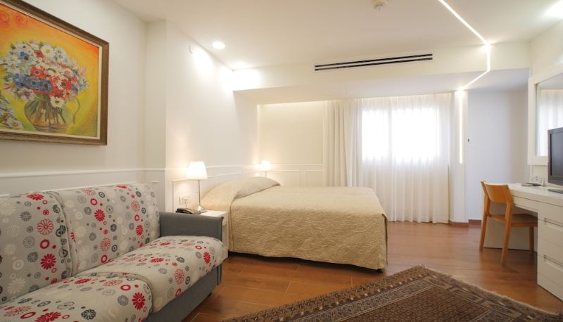 Info - Margoa Hotel Netanya