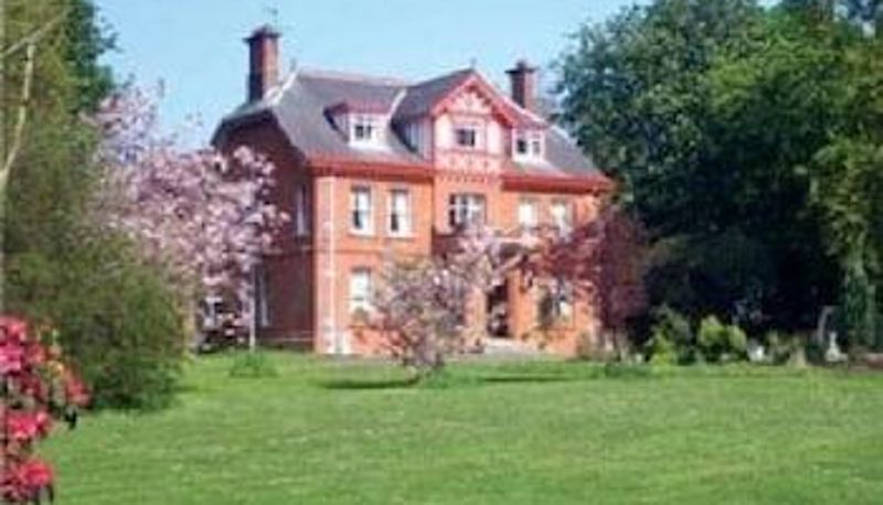 Buitenaanzicht - Glendona House