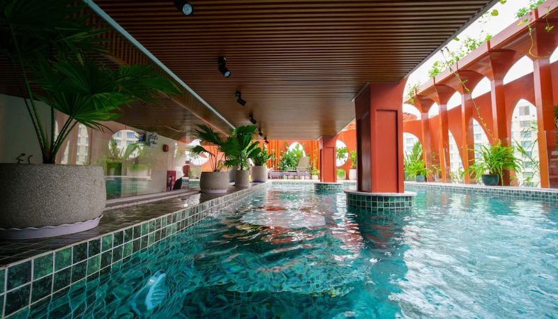 Piscina - Me Saigon Boutique Hotel