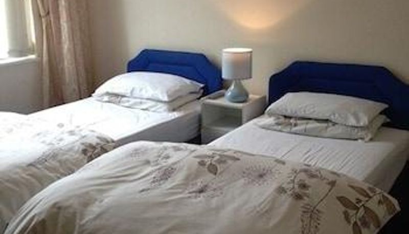 Standardzimmer - Black Lions Guest House