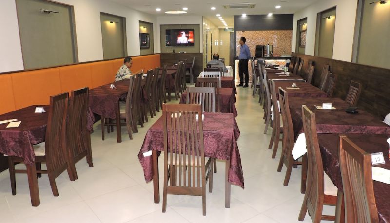 Restaurant - Golden Suites Hotel