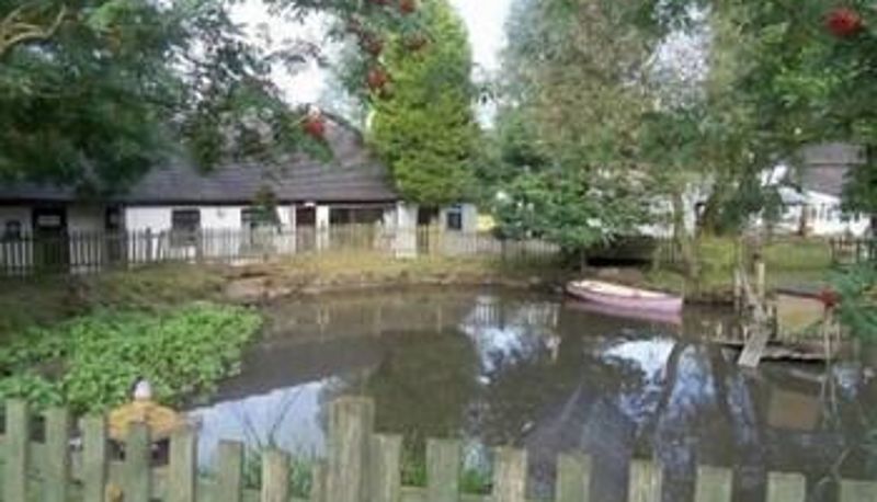 Buitenruimte van het hotel - The Cross Inn