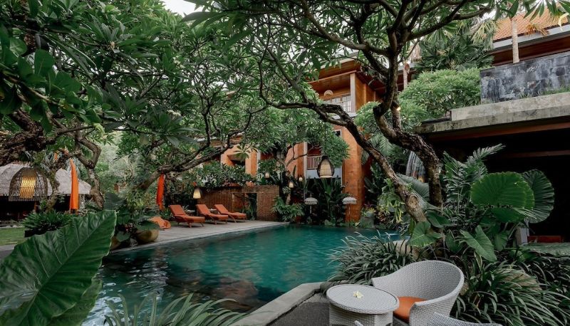 Pool - Fourteen Roses Boutique Hotel Legian