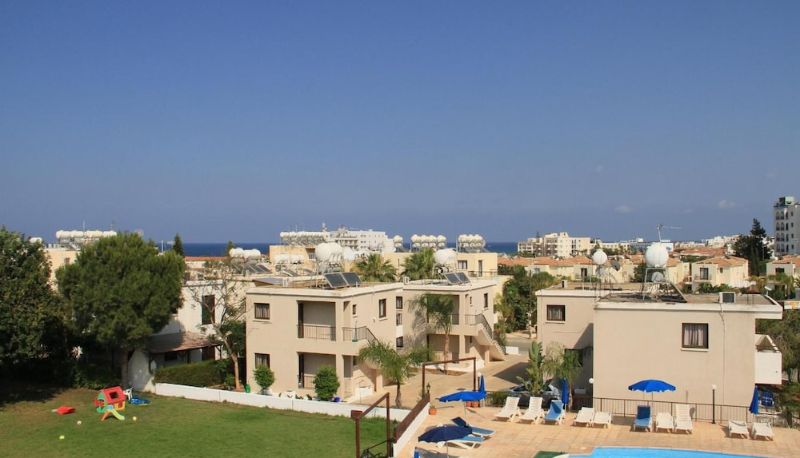 プール - Maricosta Hotel Apartments