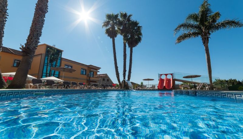 Havuz - Aparthotel Atlántico Resort