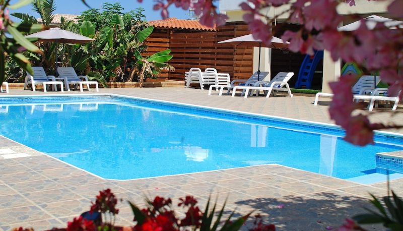 Pool - Kanalli Restaurant & Apartments