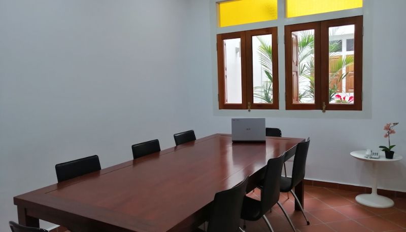 Sala de reuniones - Heeren Straits Hotel