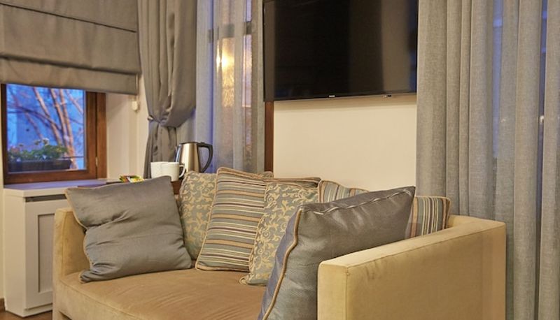 Info - Arart Hotel