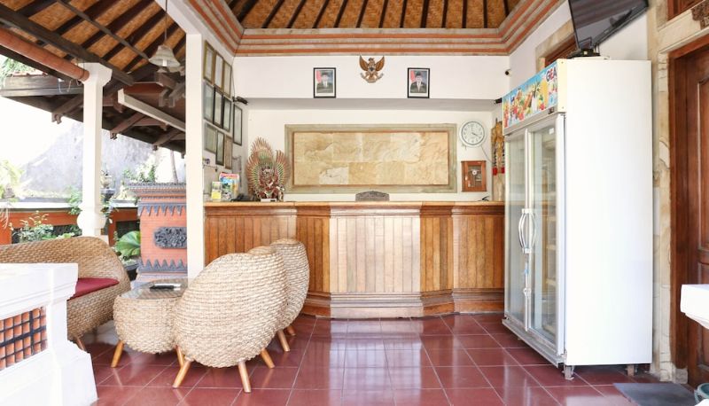 Rezeption - RedDoorz @ Pratama Nusa Dua