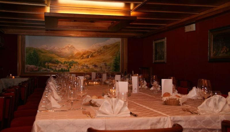 Ristorante - Hotel Emet