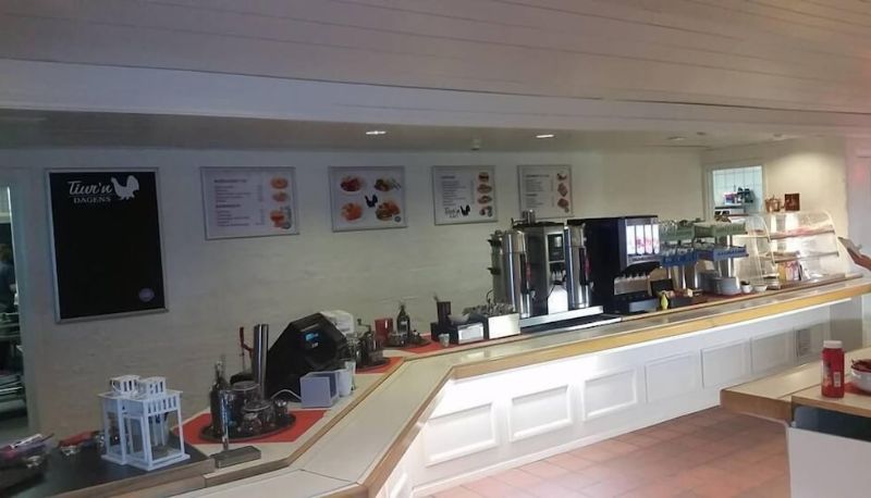 Salle de petit-déjeuner - Tiur'n Kro og Hotel