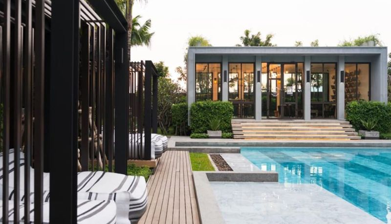 Havuz - Saturdays Residence by Brown Starling
