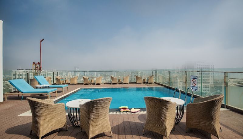 Piscina - Adaline Hotel & Suite