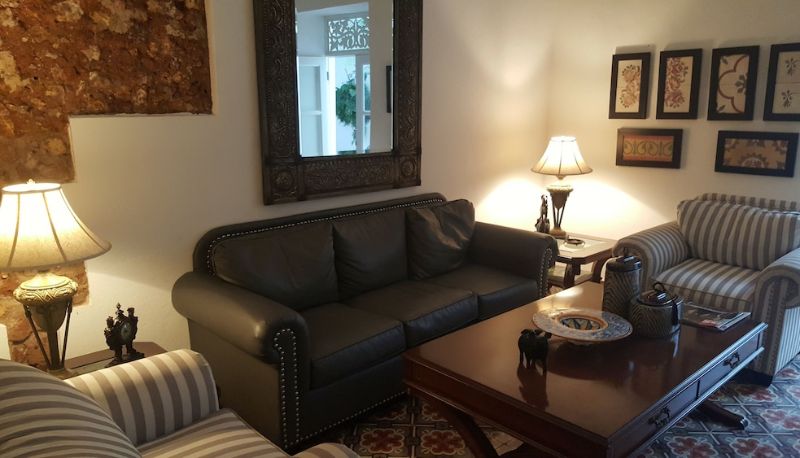 Salón - Colonial 154 H Boutique